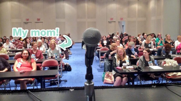 The crowd at the BEA Bloggers Conference