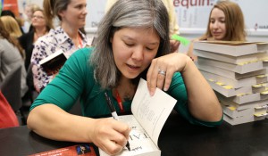 Julie Kagawa Signing Talon