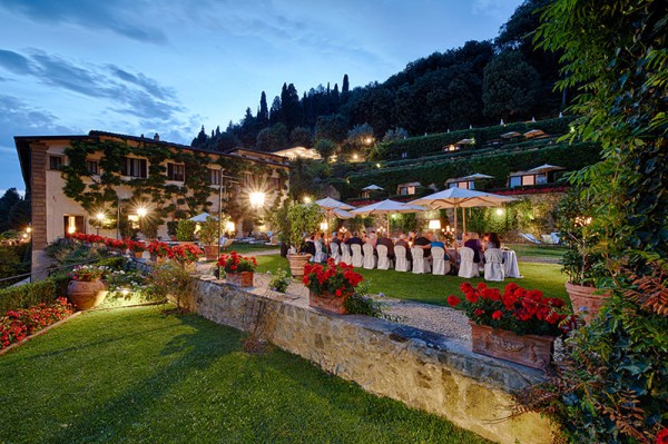 Evening wedding dinner