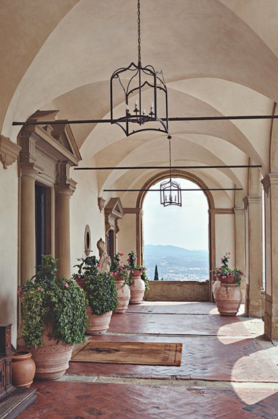 An outdoor hallway at the Villa San Michele
