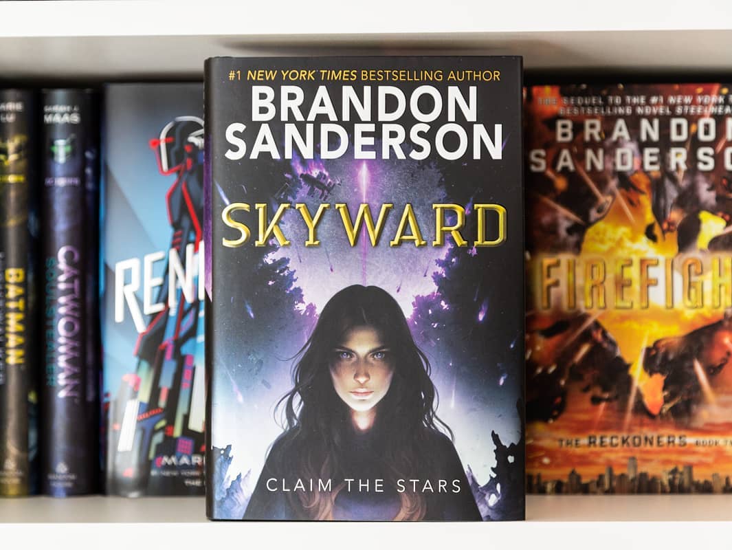 Skyward by Brandon Sanderson – Book Review - Novel On My Mind